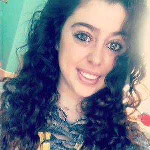 Meet your Posher, Kelly